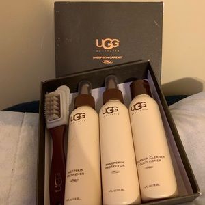 Ugg Australia sheepskin care kit
